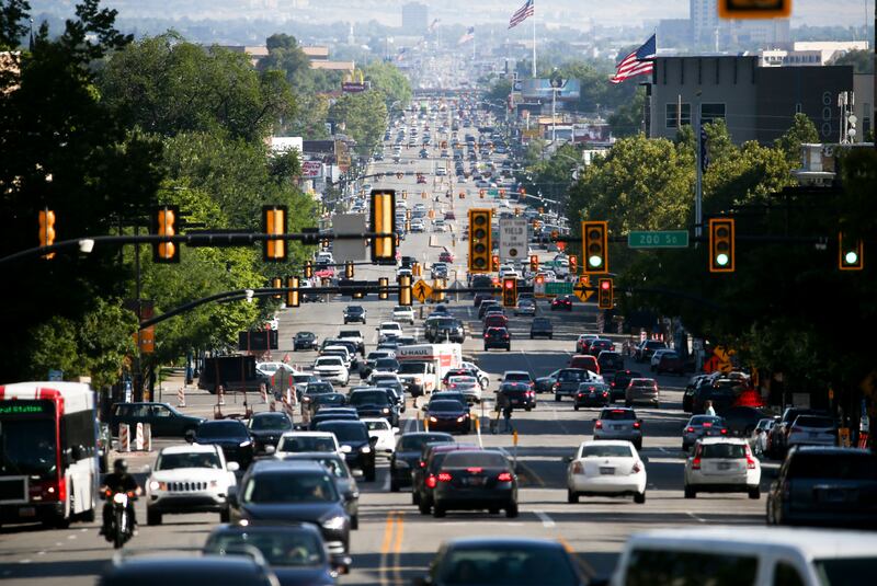 Traffic heads south on State Street during rush hour in Salt Lake City on Friday, Aug. 2, 2019. Due to its high levels of ozone pollution in 2017 and 2018, Salt Lake City has appeared on a new report detailing ozone pollution issues across the country.