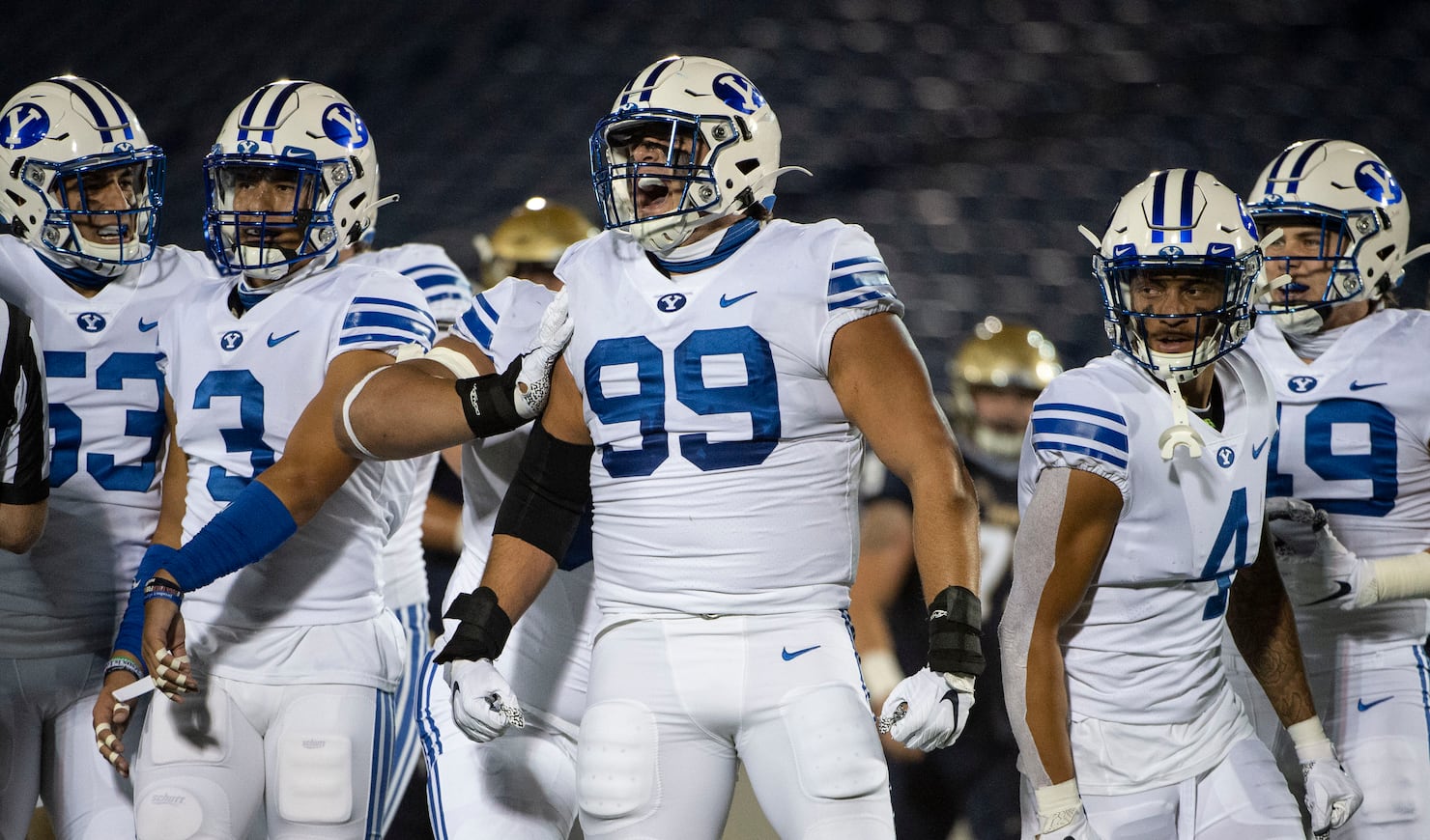 BYU opens strange season with shellacking of Navy – Deseret News