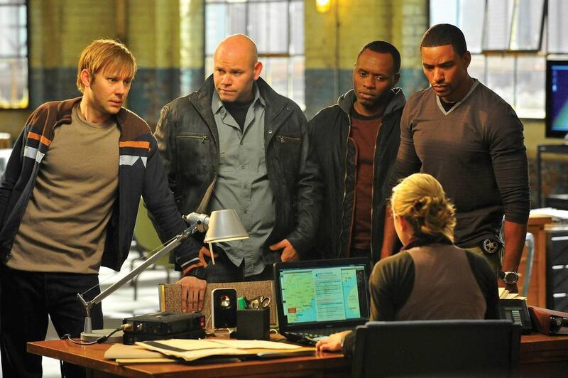 Jimmi Simpson as Lloyd Lowery, Domenick Lombardozzi as Ray Zancanelli, Malcolm Goodwin as Shea Daniels, Laz Alonso as Charlie DuChamp and Brooke Nevin as Julianne Simms in "Breakout Kings."