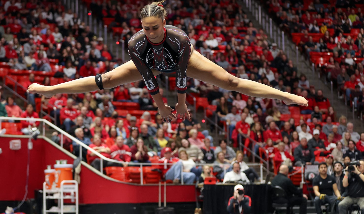 Maile O’Keefe ties the all-time perfect 10 record at Utah, Red Rocks ...