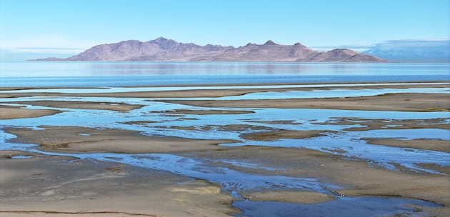 What is Utah doing to stop the Great Salt Lake from shrinking?
