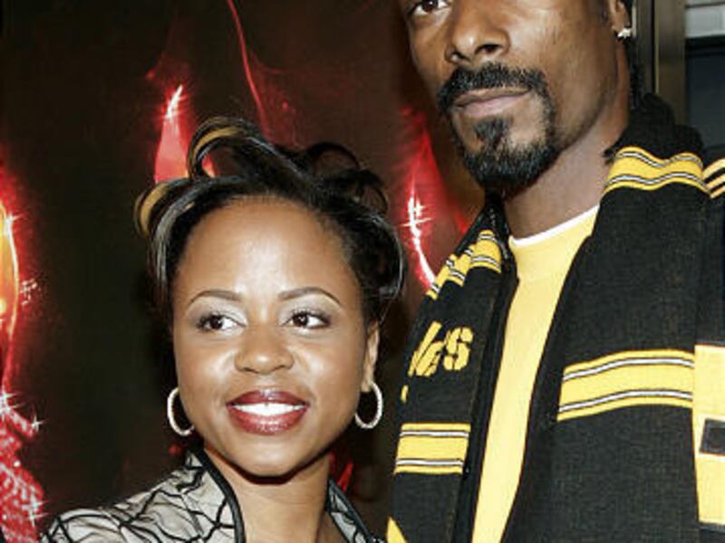 Snoop Dogg and his wife, Shante Broadus, in December 2006.