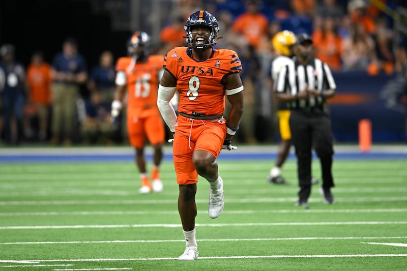 UTSA's Jimmori Robinson celebrates a sack during a game against Kennesaw State, Saturday, Aug. 31, 2024, in San Antonio.
