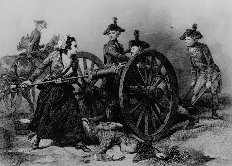 Engraving of Molly Pitcher at the Battle of Monmouth.