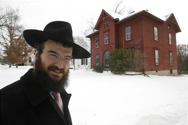 Rabbi Joseph I. Eisenbach wants to turn this former business into a synagogue.