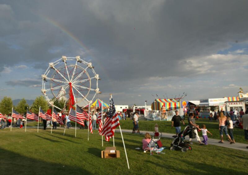 Hundreds of people showed up for the Utah County Fair at Thanksgiving Point Wednesday evening. Photo by Edward Linsmier, July 26 2006