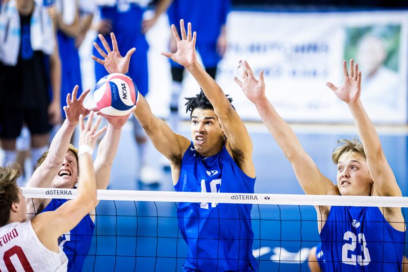 BYU men’s volleyball rises up for a block