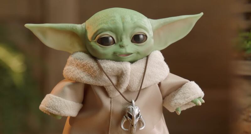 Hasbro released images of their new animatronic Baby Yoda figure, which will be available for $59.99 in Fall 2020.