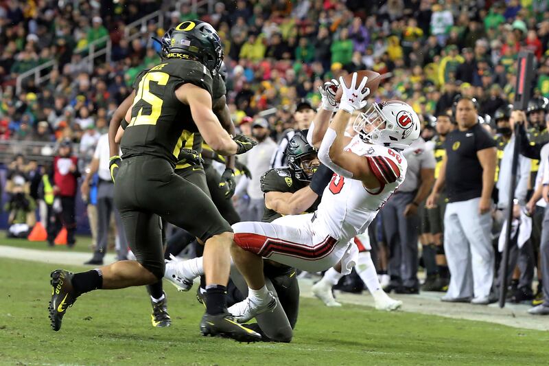 Utah tight end Brant Kuithe catches a pass against Oregon during Pac-12 championship game in Santa Clara, Calif.