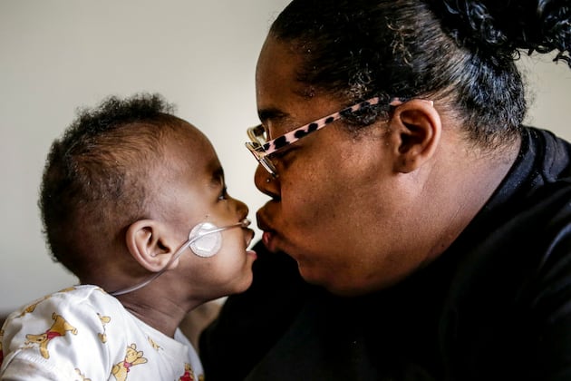 Report: U.S. maternal and infant health system 'dangerously stalled'