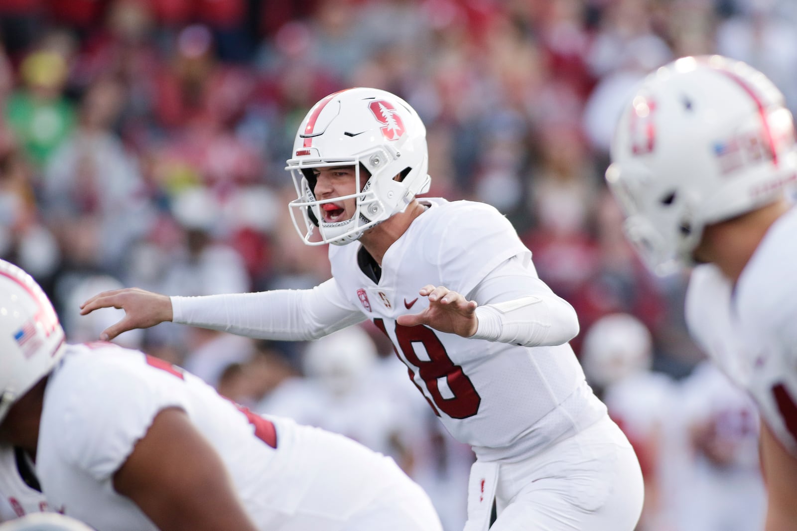 Stanford quarterback Tanner McKee, center, calls a play during game against Washington State, Saturday, Oct. 16, 2021, in Pullman, Wash.