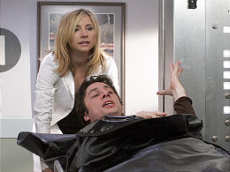 Elliot (Sarah Chalke) and J.D. (Zach Braff) in “Scrubs.”