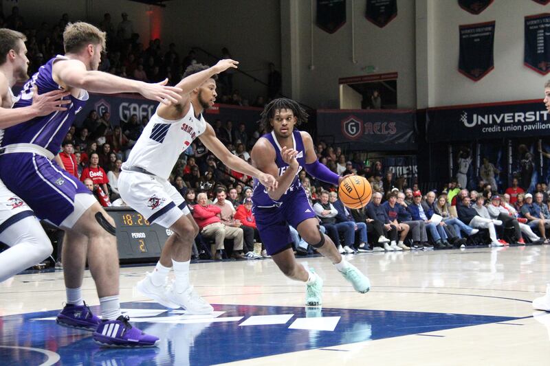 Weber State’s Dillon Jones drives to the basket against Saint Mary’s on Sunday, November 12, 2023 in Moraga, California. Weber State pulled off the upset win, 61-57.