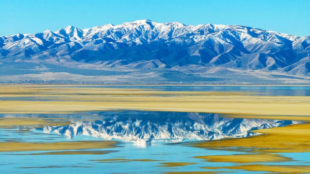 How will Utah put 261 billion gallons of water into Great Salt Lake?