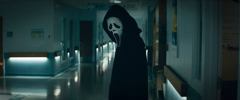 Ghostface in a scene from “Scream.”