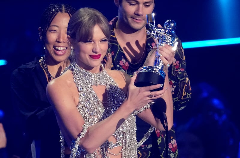 Taylor Swift accepts an award at the MTV Video Music Awards on Aug. 28, 2022, in Newark, N.J.