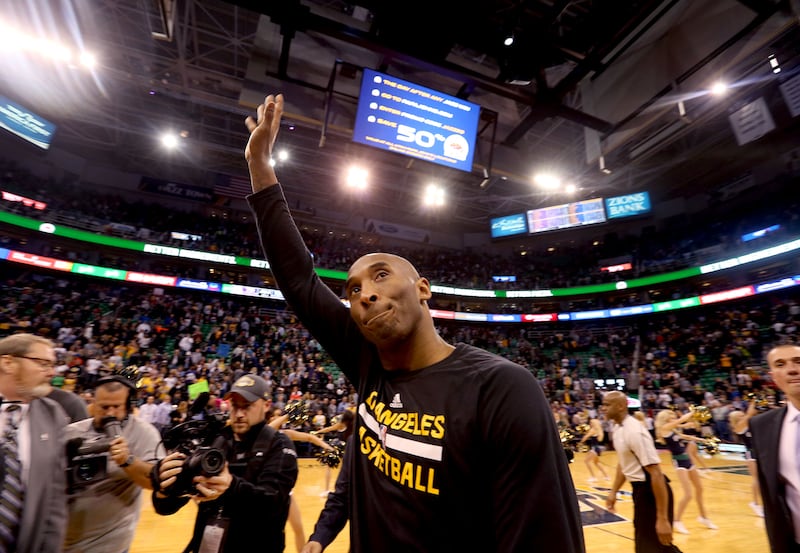 The NBA on TNT crew weighed in on Kobe Bryant. Los Angeles Lakers Kobe Bryant exits the Vivint Smart Home Arena after the Lakers lost to the Utah Jazz in Salt Lake City on Monday, March 28, 2016. Jazz 123-Lakers 75.
