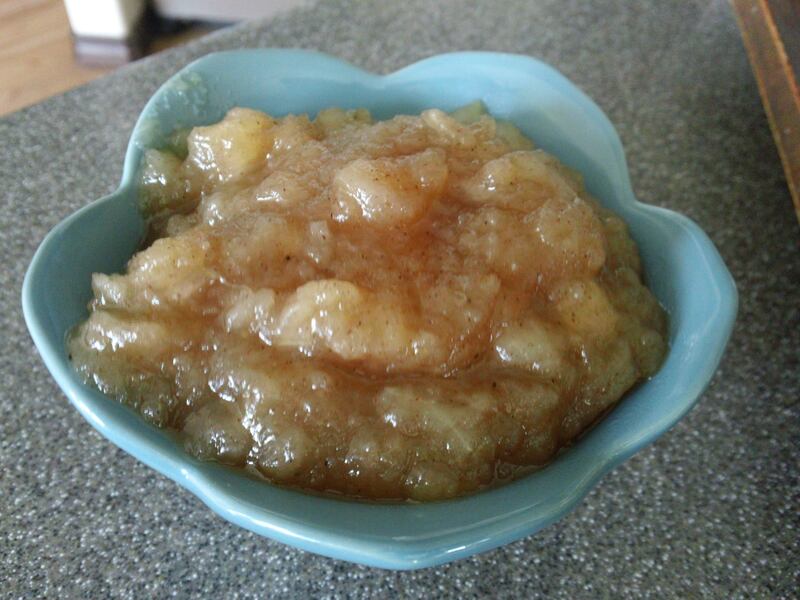 Bowl of apple sauce.