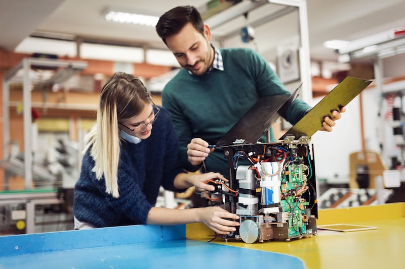 The Southern Utah University board of trustees has approved an expansion of the engineering program with the addition of a Bachelor of Science in mechanical engineering.