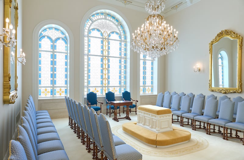 A sealing room inside the Yorba Linda California Temple.