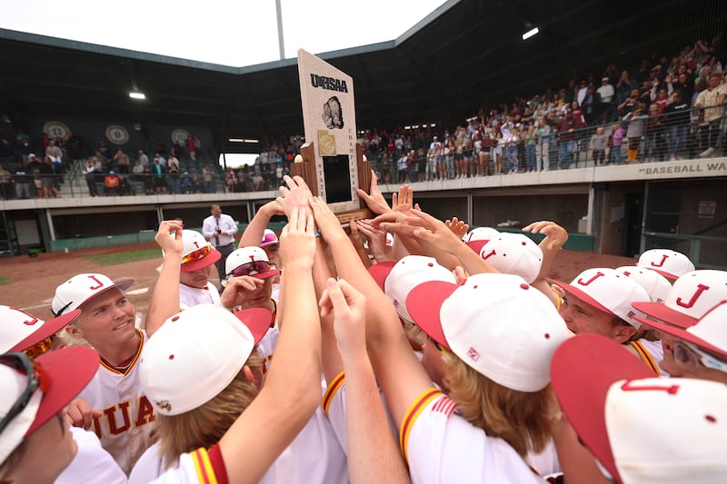 Juab lifts the 3A baseball championship trophy