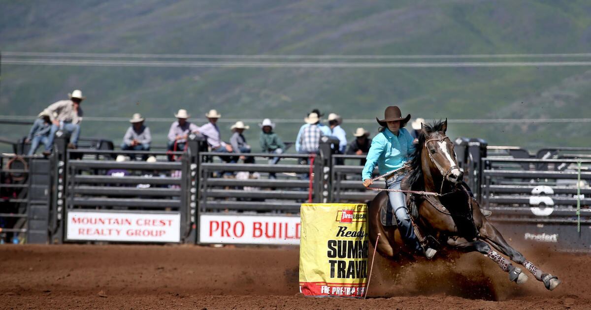 Photos: Utah high schoolers compete in rodeo finals – Deseret News