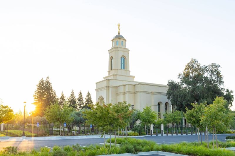 The Feather River California Temple.