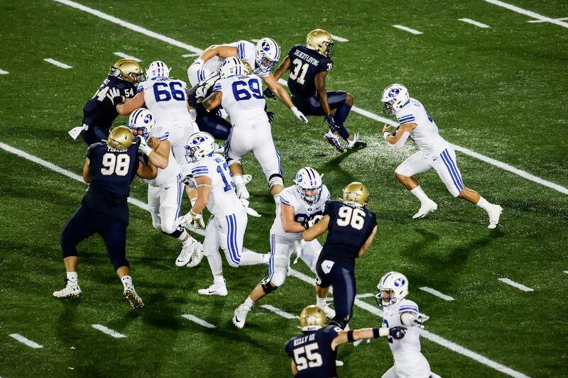 BYU offensive line lives up to its billing in blitzing of Navy ...