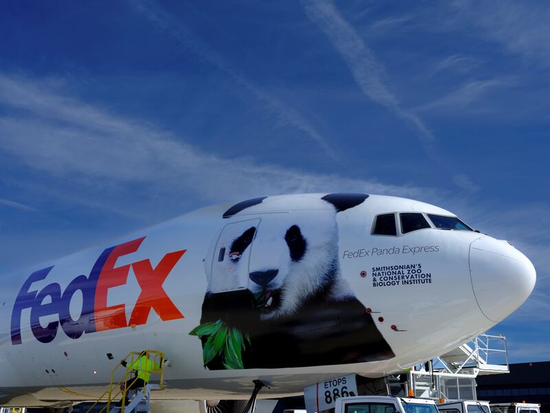 A FedEx Express Boeing 777F, dubbed the “FedEx Panda Express,” carried three giant pandas from the U.S. on a 19-hour flight to China.
