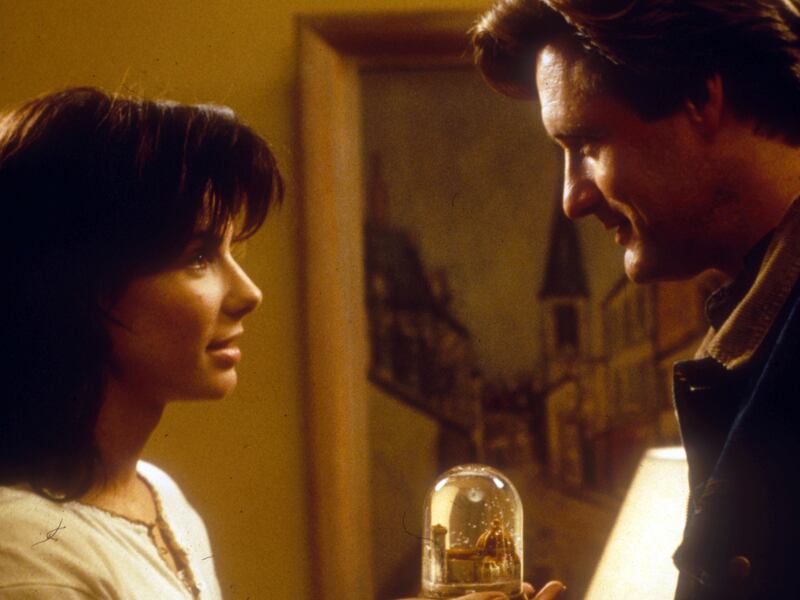 Sandra Bullock and Bill Pullman in “While You Were Sleeping.”