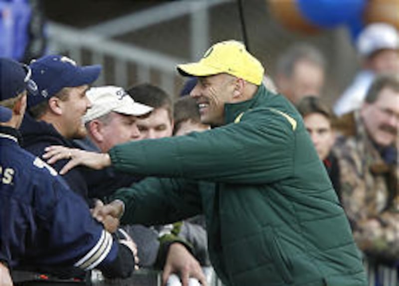 Ex-BYU coach Gary Crowton, who was the offensive coordinator at Oregon for two years, is taking the same job at Louisiana State.