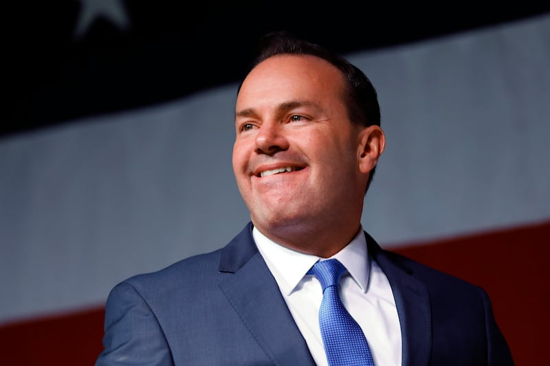 Sen. Mike Lee walks onto stage to give his candidacy speech during the GOP State Convention.