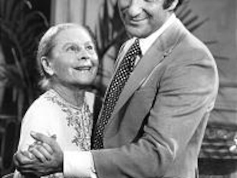 Alex (Judd Hirsch) befriends an elderly passenger (Ruth Gordon) in an episode of the sitcom "Taxi." Gordon won an Emmy for her appearance in this episode, part of the first-season set now on DVD.