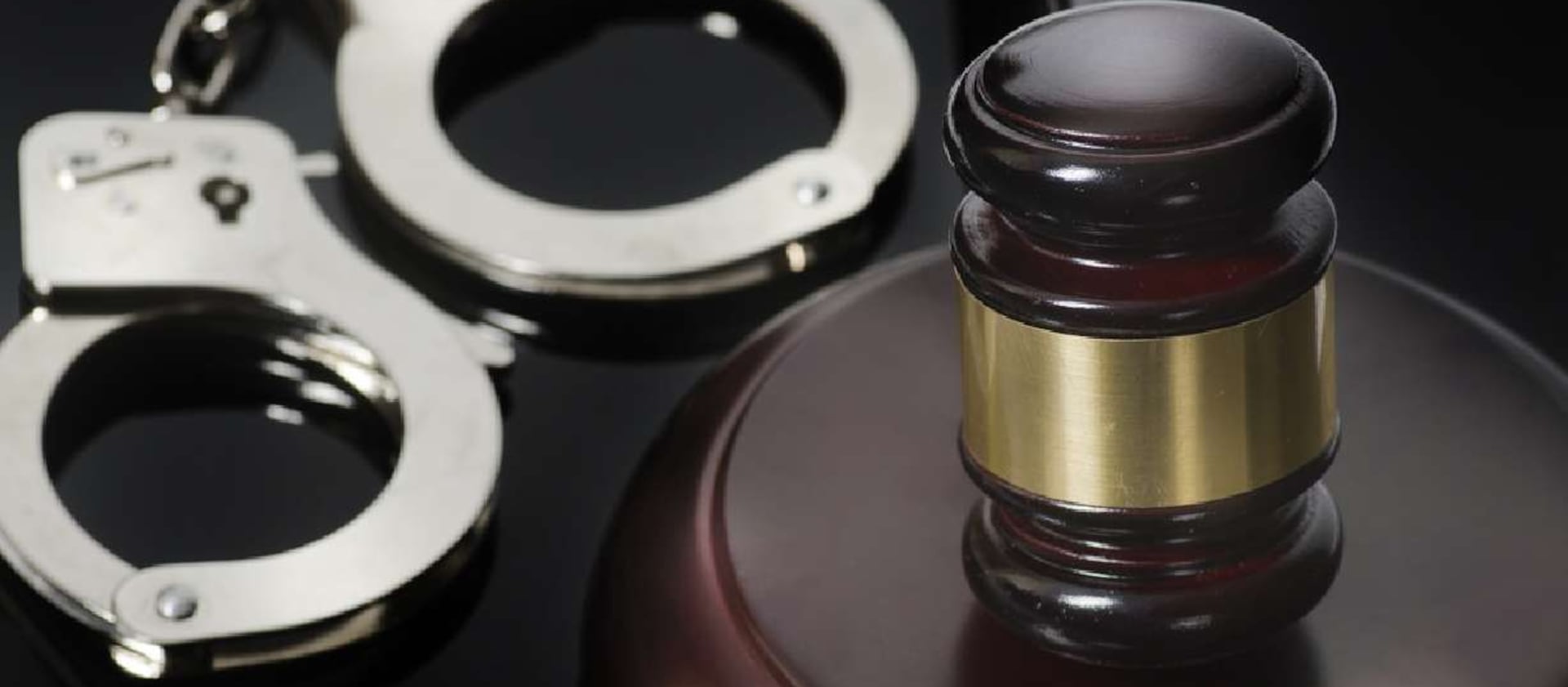 A man who has had a warrant out for his arrest for nearly 25 years in Salt Lake City has been arrested in California.