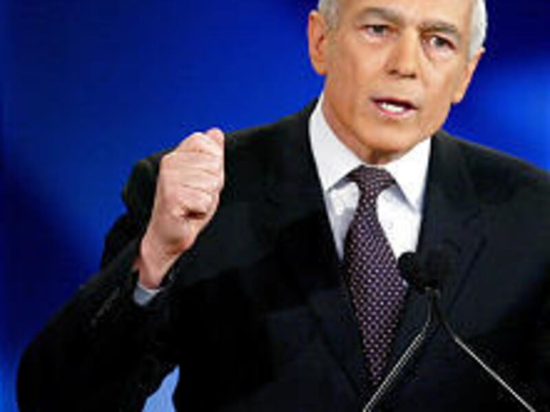 Retired Gen. Wesley Clark stresses a point during the New Hampshire debate.