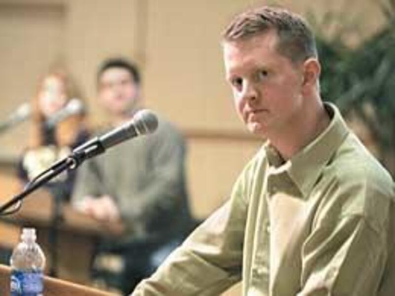 Ken Jennings participates in "Quiz the Wiz" game at Westminster \\\\— he won, of course!