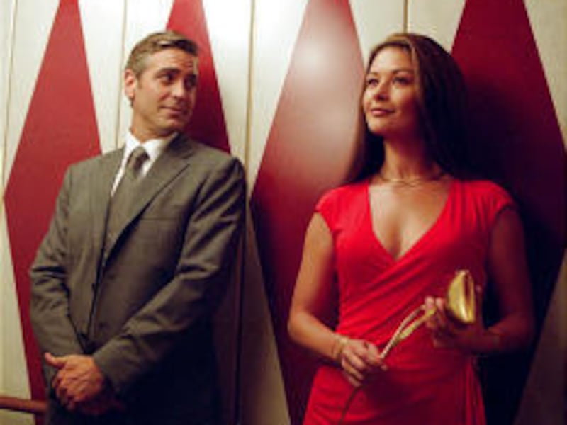 Miles Massey (George Clooney) and Marilyn Rexroth (Catherine Zeta Jones ) in "Intolerable Cruelty."