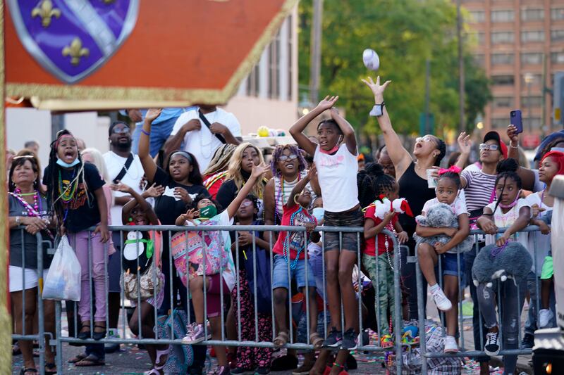 Paradegoers in Mobile, Alabama.