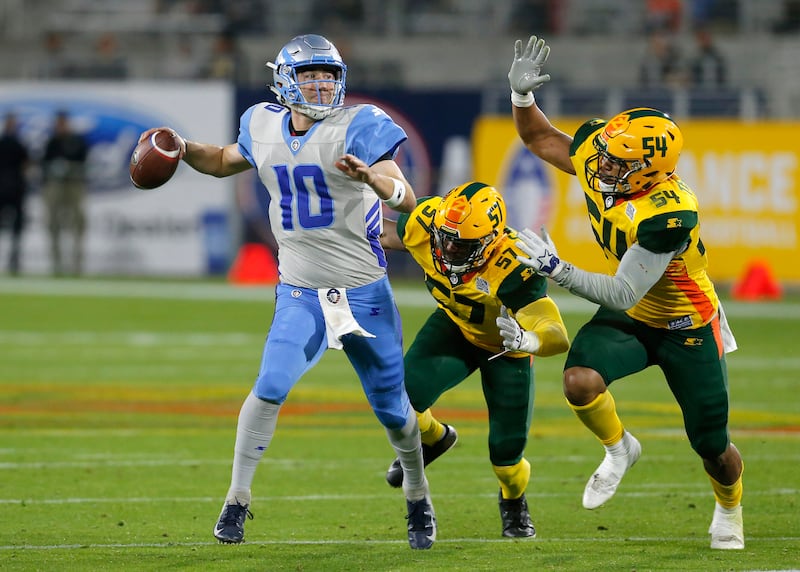 Salt Lake Stallions quarterback Matt Linehan (10) in the second half during an AAF football game against the Arizona Hotshots, Sunday, Feb. 10, 2019, in Tempe, Ariz. (AP Photo/Rick Scuteri)
