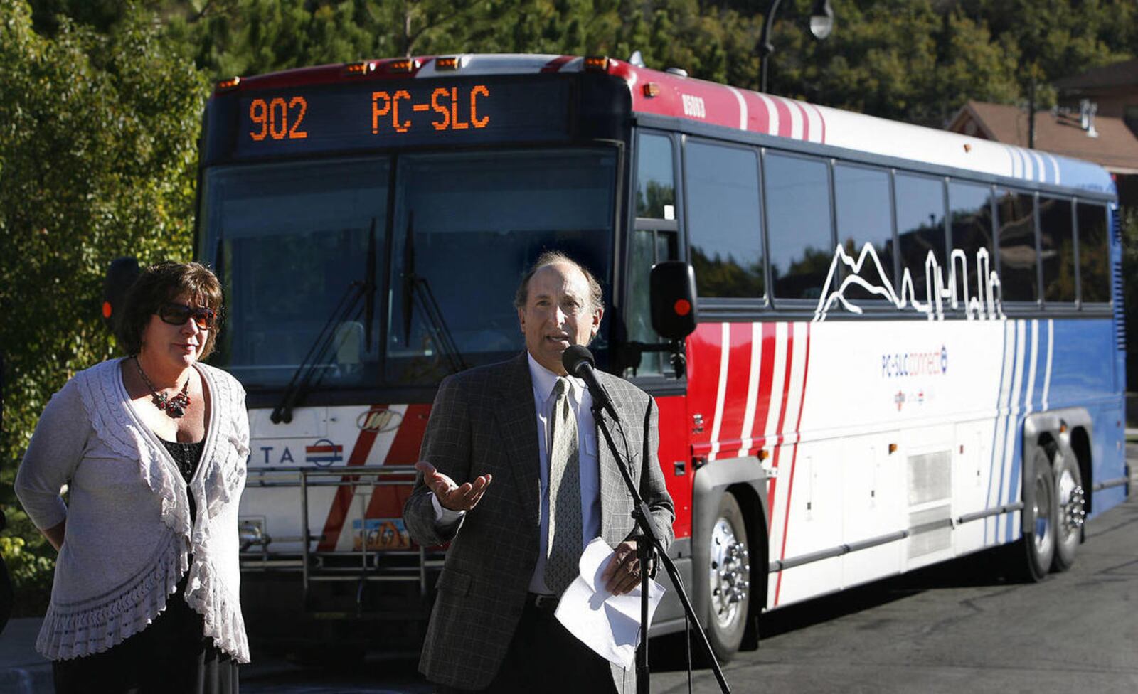 Bus Park City To Salt Lake Airport www.deseret.com