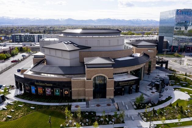 Sandy’s Hale Centre Theatre celebrates bond payoff, takes sole ownership of building