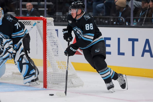 The ‘great story’ of Utah Mammoth’s Nate Schmidt