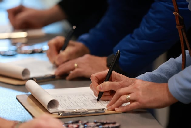 GOP signature gatherers targeted in Utah's escalating redistricting battle