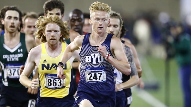 Rory Linkletter (front) wins the men's 10,000m at the NCAA West Prelims to advance to the NCAA Championships in Eugene Oregon for the second year in a row.