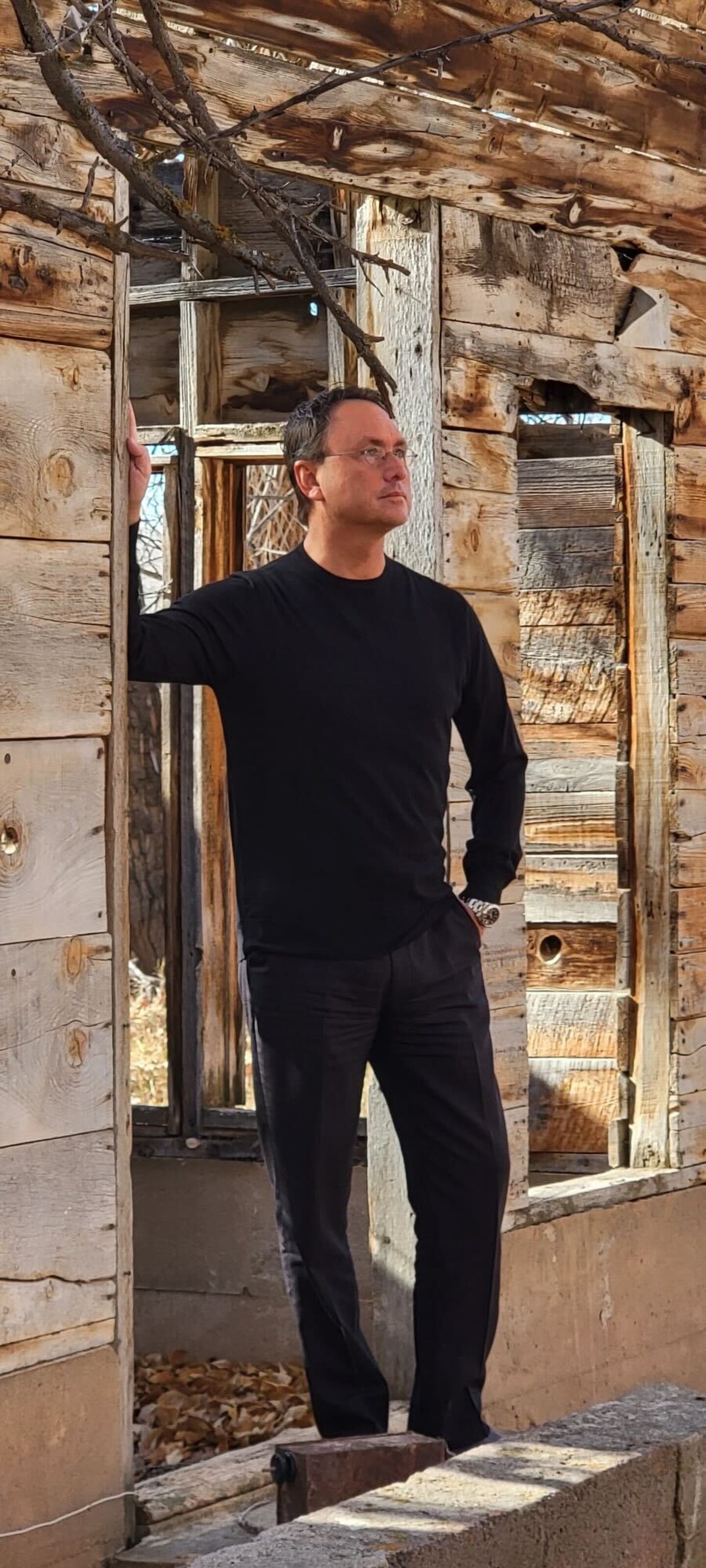 ‘The Secret of Skinwalker Ranch’: The mysterious man behind the show ...