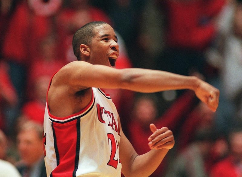 Andre Miller celebrates victory over New Mexico. photo by Tom Smart