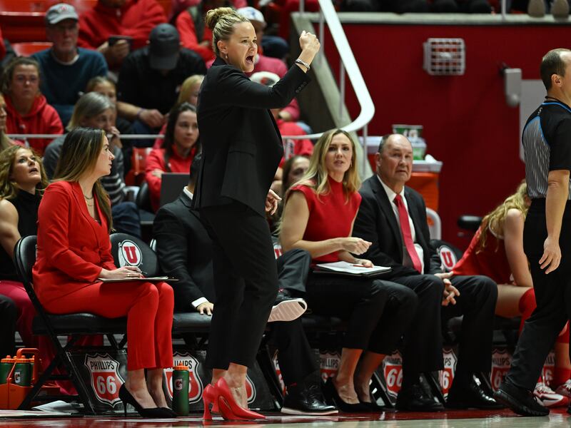 Utah Utes head coach Lynne Roberts yells out instructions as Utah and BYU women play at the Huntsman Center in Salt Lake City on Saturday, Dec. 2, 2023. Utah won 87-68.