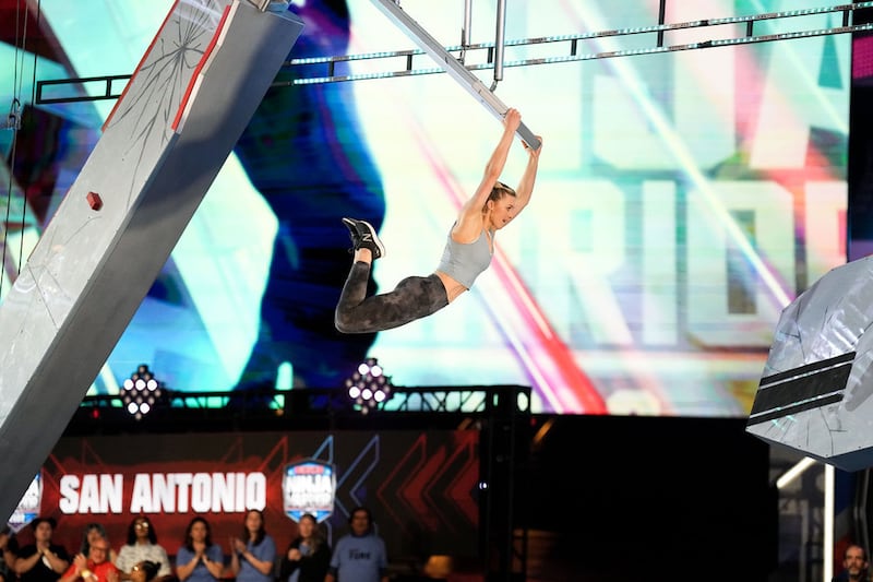 Mady Howard on “American Ninja Warrior.”