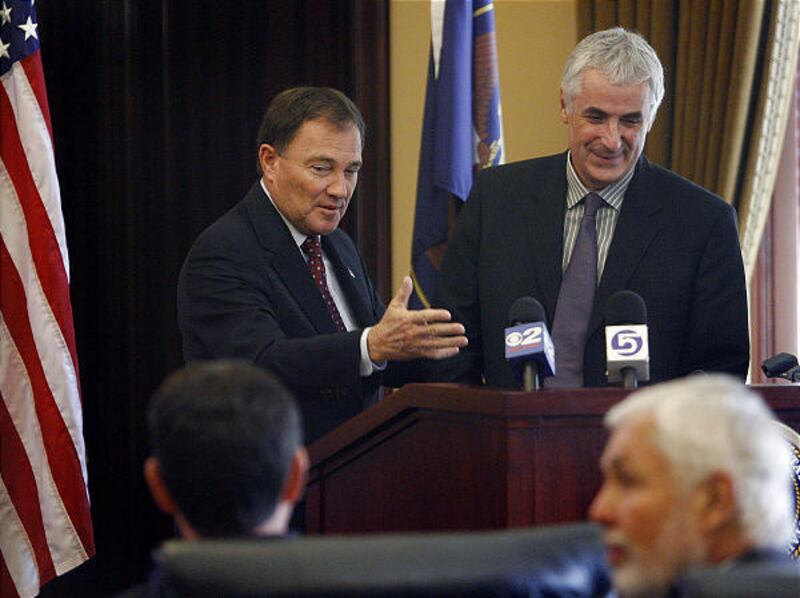 Gov. Gary Herbert and Paul Redmonds, corporate vice president of Edwards Lifesciences, announce expansion Thursday at the Capitol.