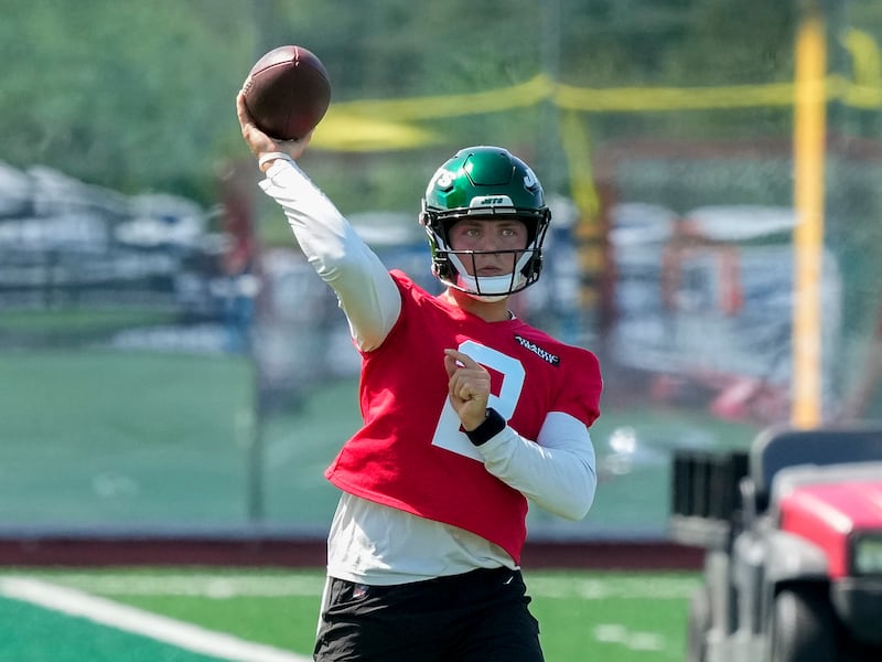 New York Jets quarterback Zach Wilson throws the ball